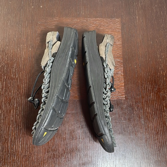 Keen Uneek Braided Mens Hiking Outdoor Slip on Sandals Size 9.5 - Picture 5 of 9